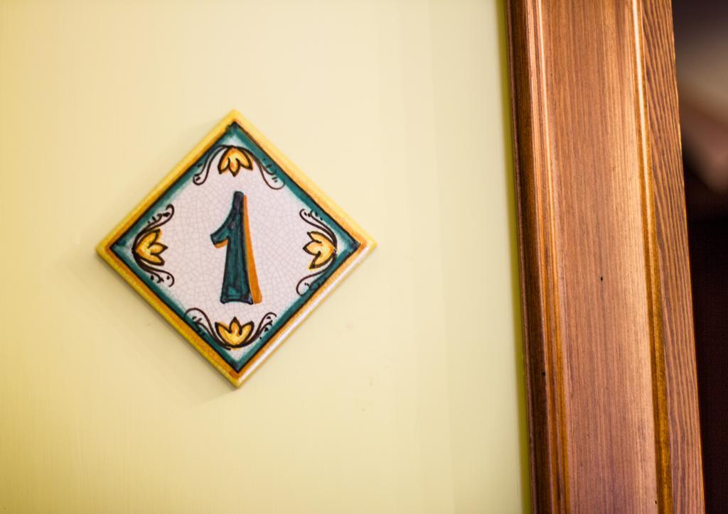 B&B Porta Bagni Шака Екстериор снимка